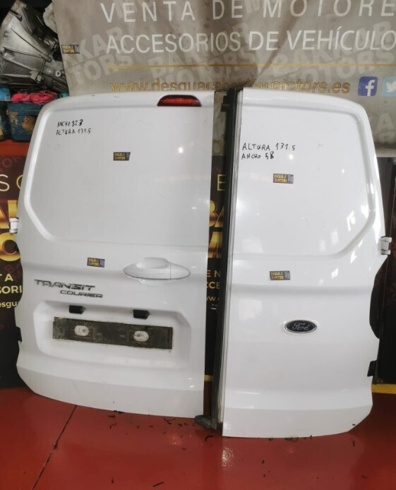 Puerta trasera derecha Ford Transit Courier 2018