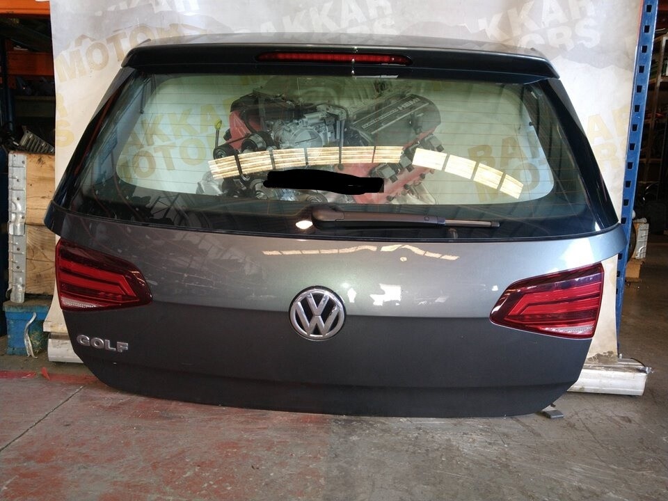 Portón Trasero Volkswagen Golf VII lim. 2012