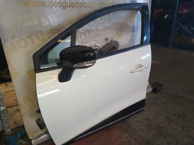 Puerta delantera izquierda Renault Clio IV 2015 (VENDIDA)