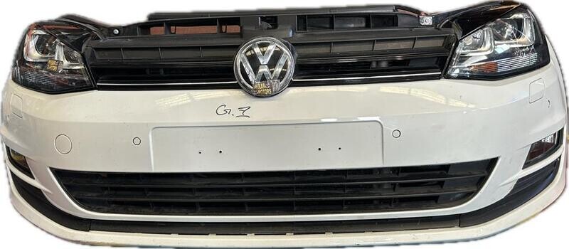 Frente completo Volkswagen Golf VII Variant 2016 Frente completo Volkswagen Golf VII Variant 2016
