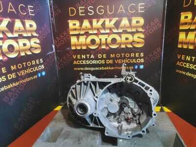 Caja manual 5 velocidades Volkswagen Trasporter T5 1.9 105cv 2008 Referencia GTY
