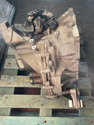 Caja de cambios manual Ford Focus 1.0 EcoBoost 125cv Ref CV6R7002PF Caja de cambios manual Ford Focus 1.0 EcoBoost 125cv Ref CV6R7002PF