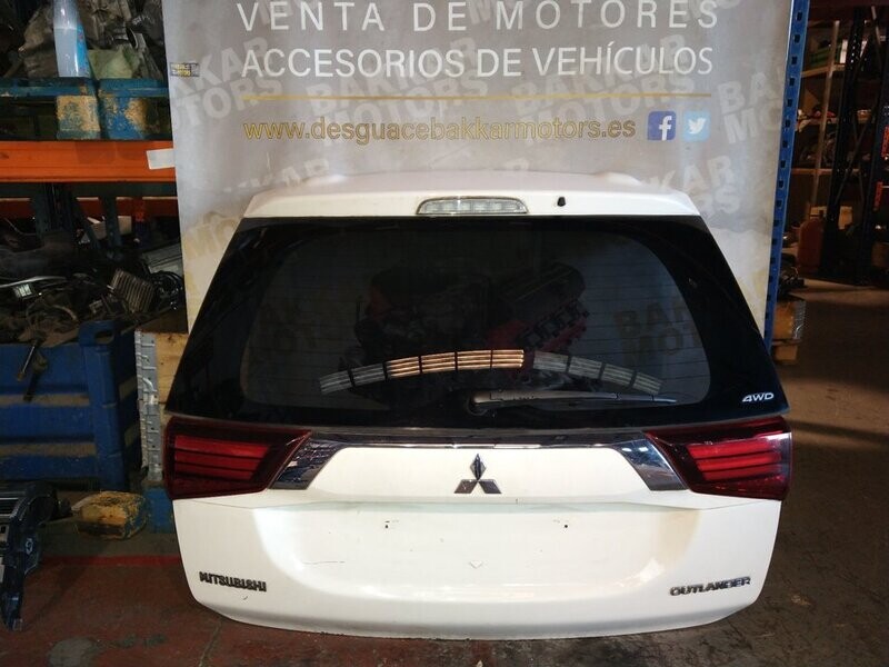 Portón Trasero Outlander 2018