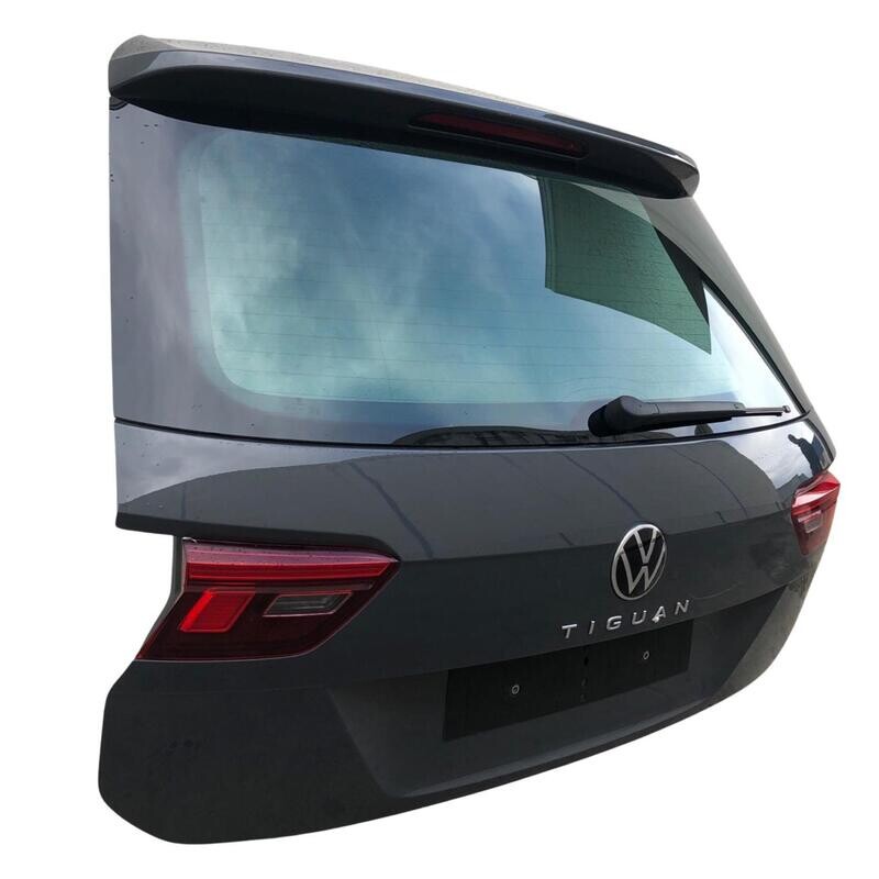 Portón Volkswagen Tiguan Gris 2023