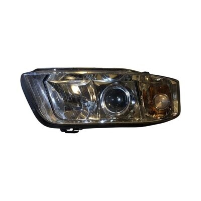 Faro Delantero Derecho Audi A6 2005 Ref 4B0941030 Faro Delantero Derecho Audi A6 2005 Ref 4B0941030