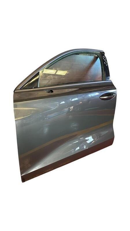 Puerta delantera izquierda Audi A3 8Y 2022 Puerta delantera izquierda Audi A3 8Y 2022
