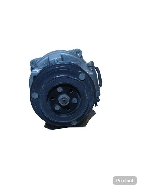 7813A875 compresor aire Mitsubishi Outlander