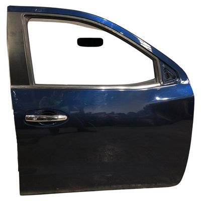 Puerta delantera derecha Nissan Navara 2017