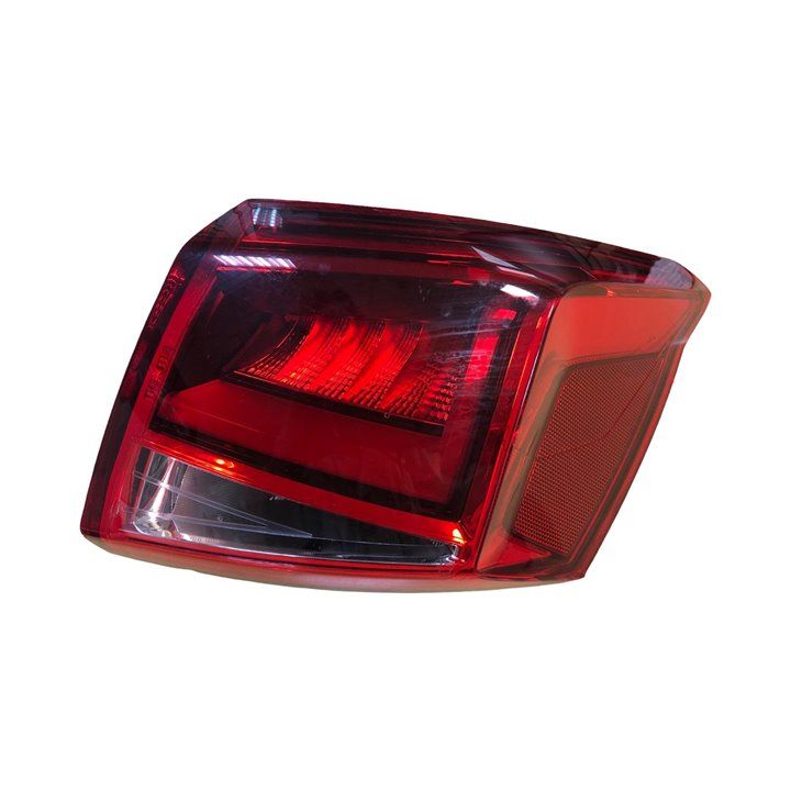 Piloto trasero derecho Seat Arona 2020 ref: 6F99945208B
