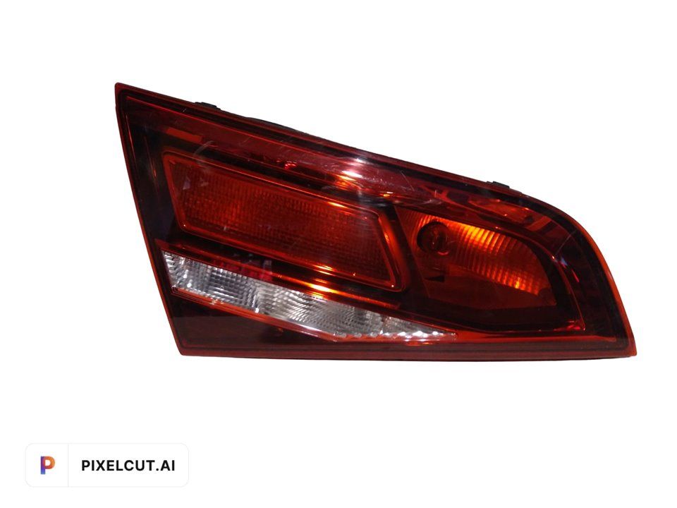 Piloto trasero interior izquierdo Audi A3 2018 ref: 2TZ01283901