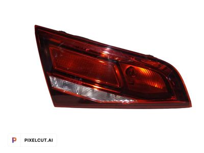 Piloto trasero interior izquierdo Audi A3 2018 ref: 2TZ01283901
