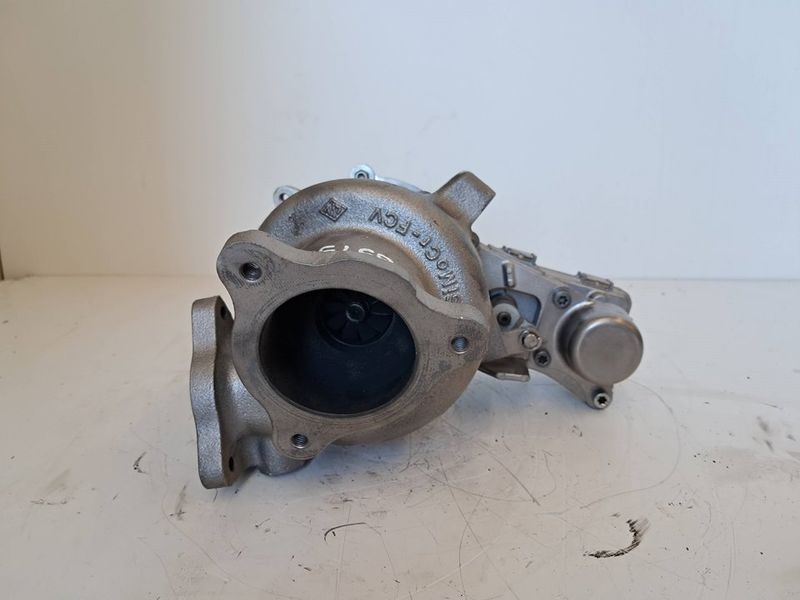 Turbocompresor Mercedes Benz Clase B Ref: A6510900786 de 2015 Turbocompresor Mercedes Benz Clase B Ref: A6510900786 de 2015