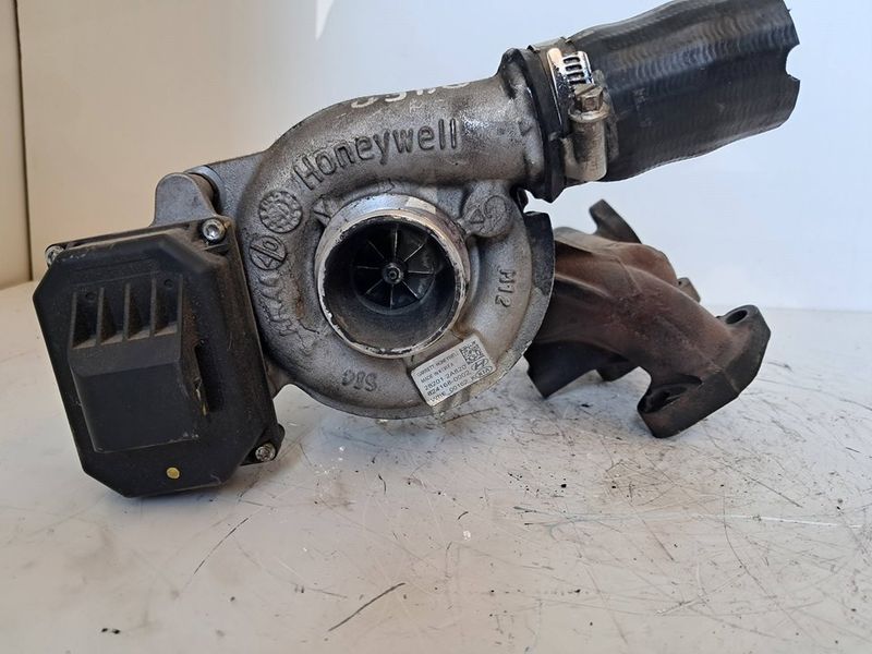 Turbocompresor Kia Sportage Ref: 28201-2A820 de 2015 Turbocompresor Kia Sportage Ref: 28201-2A820 de 2015