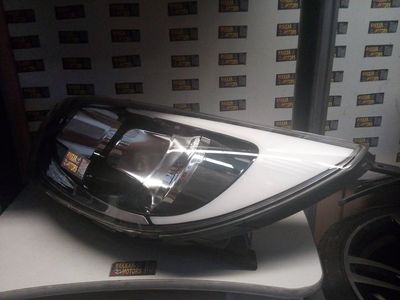 Faro izquierdo Kia Rio 2011, ref: 921011