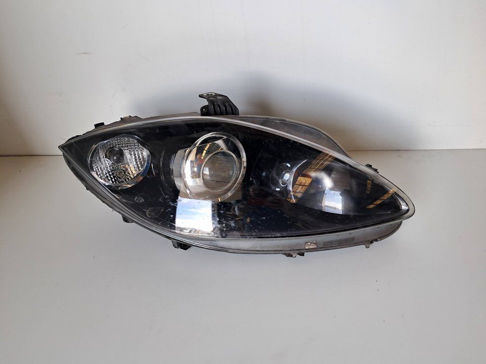 Faro Derecho Xenón Seat León 2011, ref 5P1941754E