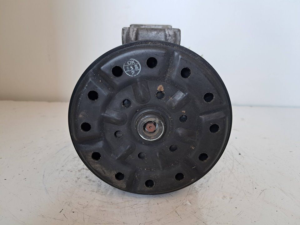 Compresor A/A Toyota Corolla Vers Ref: GE447220-9399 de 2006