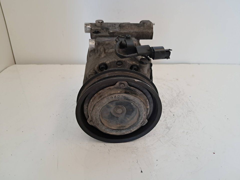 Compresor A/A Kia Cerato Ref: 11270-28800 de 2008