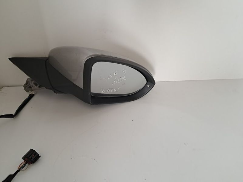 Retrovisor Derecho Volkswagen Golf VII, 2019 Retrovisor Derecho Volkswagen Golf VII, 2019
