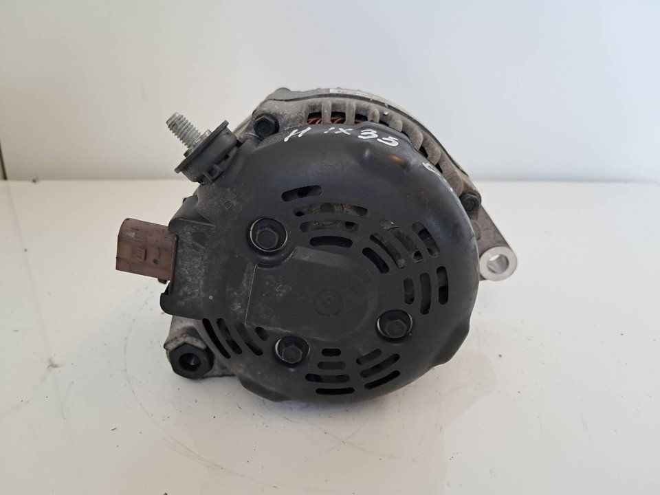 Alternador Hyundai IX35 Ref: 37300-2A700 de 2014
