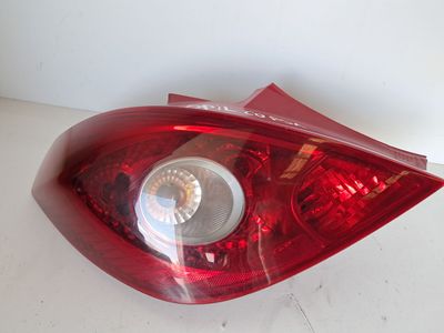 Piloto trasero izquierdo Opel Corsa D Ref: 89038960A de 2013 Piloto trasero izquierdo Opel Corsa D Ref: 89038960A de 2013