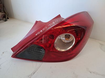 Piloto trasero derecho Opel Corsa D Ref: 89038961A de 2013