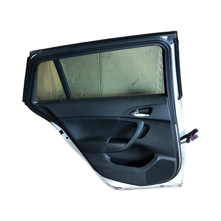 Puerta trasera Izquierda Opel Insignia 2010