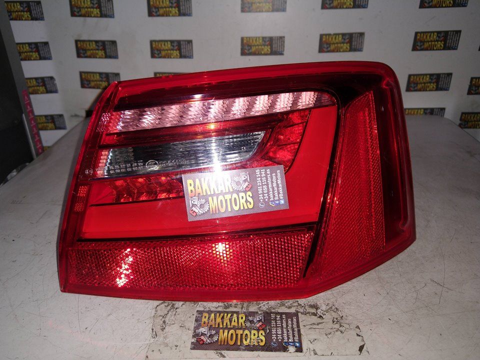 Piloto trasero derecho Audi A6 Avant Ref: 4G5945096A de 2011