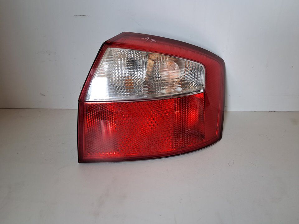 Piloto Trasero Derecho Audi A4 Berlina  (8E) 2003