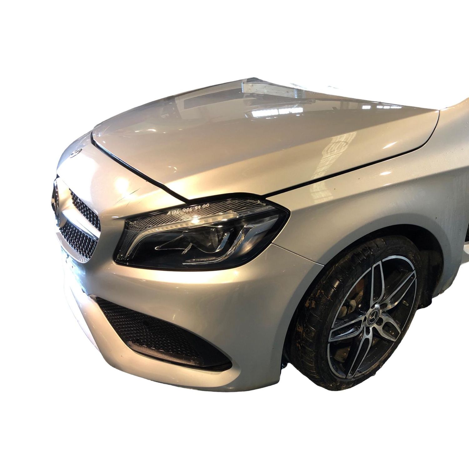FRENTE COMPLETO - MERCEDES CLASE A 180