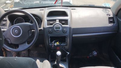 RENAULT MEGANE CABRIO , Paragolpes trasero