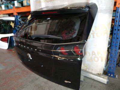 Portón Trasero Peugeot 2008 2019