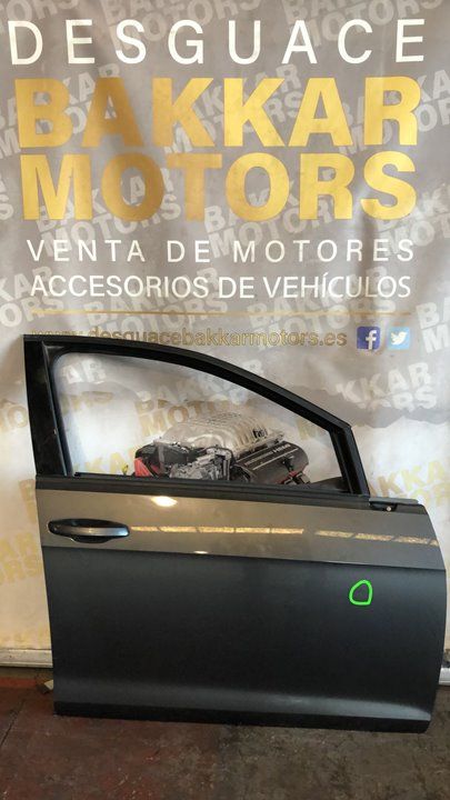 Puerta delantera izquierda Volkswagen Golf VII  Lim. 2016 (BQ1)