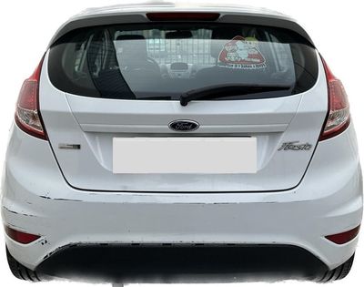 Portón Ford Fiesta 2013