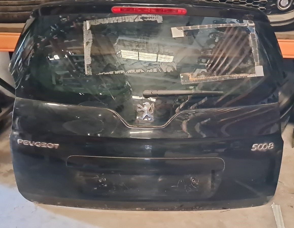 Portón trasero Peugeot 5008, 2009