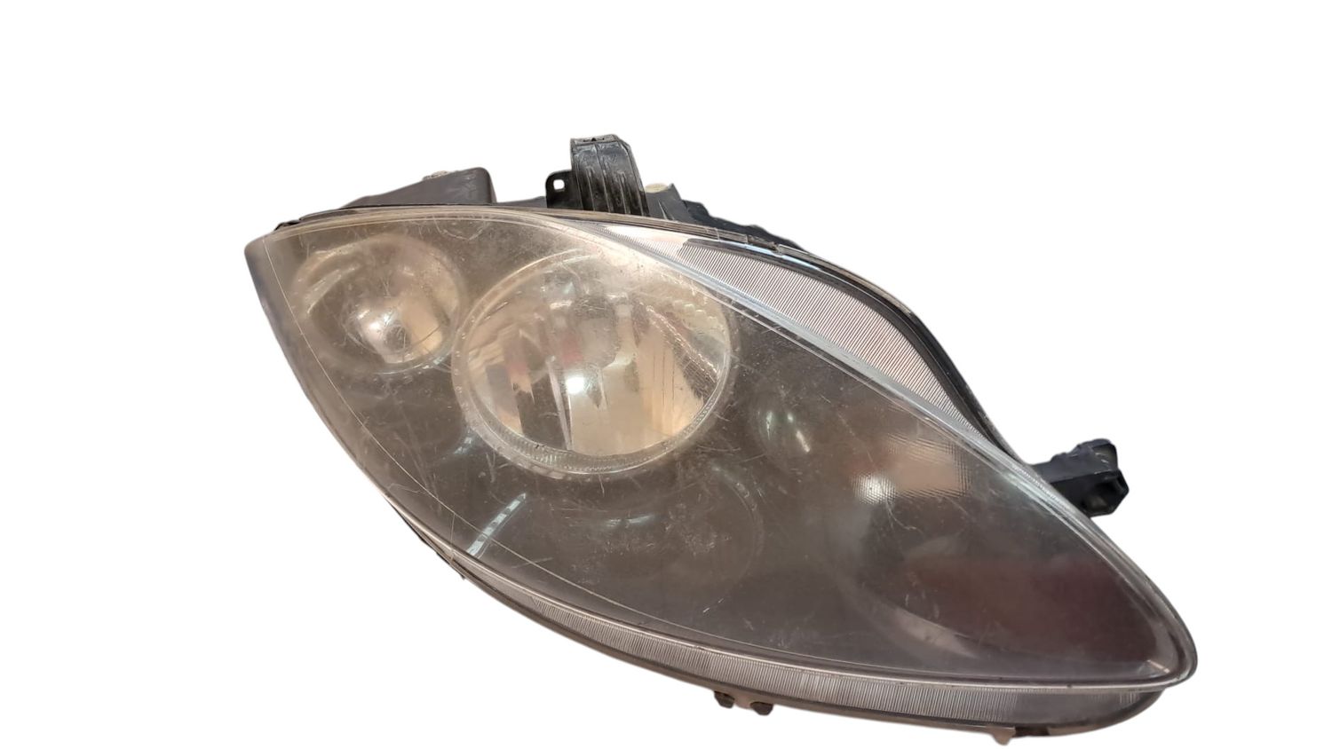 FARO DERECHO SEAT LEÓN