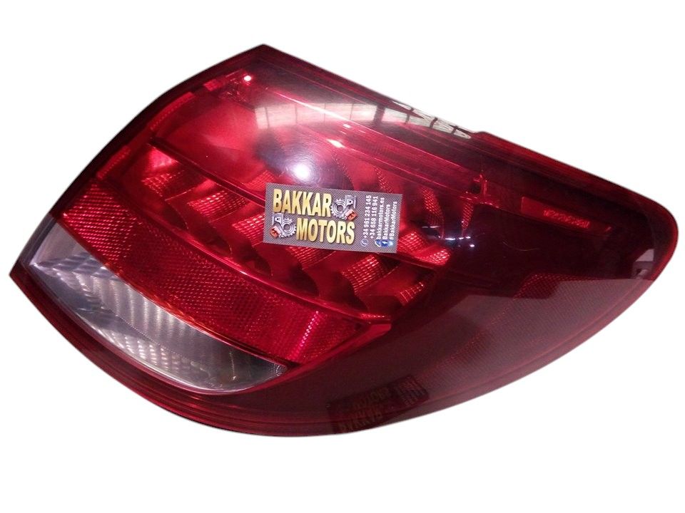 MERCEDES CLASE B  W246  ,  Piloto trasero derecho