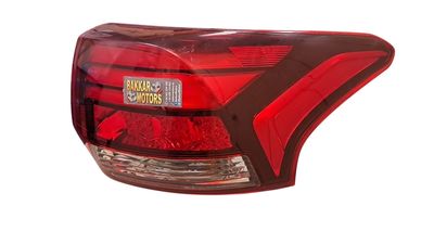 Piloto trasero derecho Mitsubishi Outlander Ref: 8330B174 de 2016