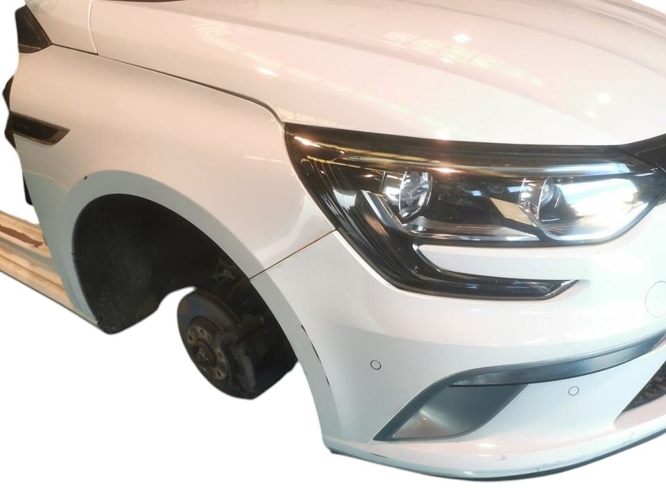Frente completo Renault Megane IV Grandtour 2018