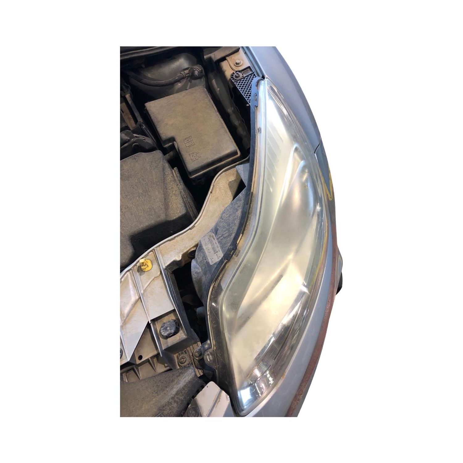 FORD FOCUS RANCHERA, FARO DELANTERO IZQUIERDO ref: BM5113W030AJ