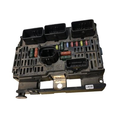 CAJA RELES / FUSIBLES, Citroen C4 REF: 9657718780 CAJA RELES / FUSIBLES, Citroen C4 REF: 9657718780