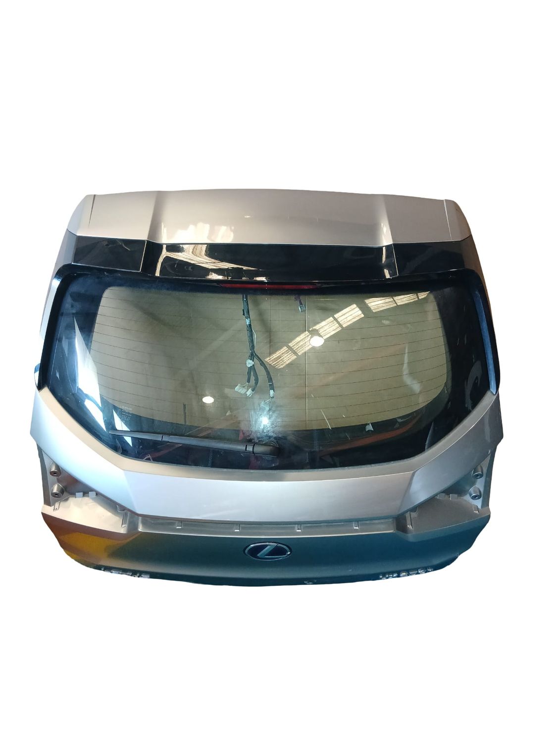 PORTON TRASERO , LEXUS UX