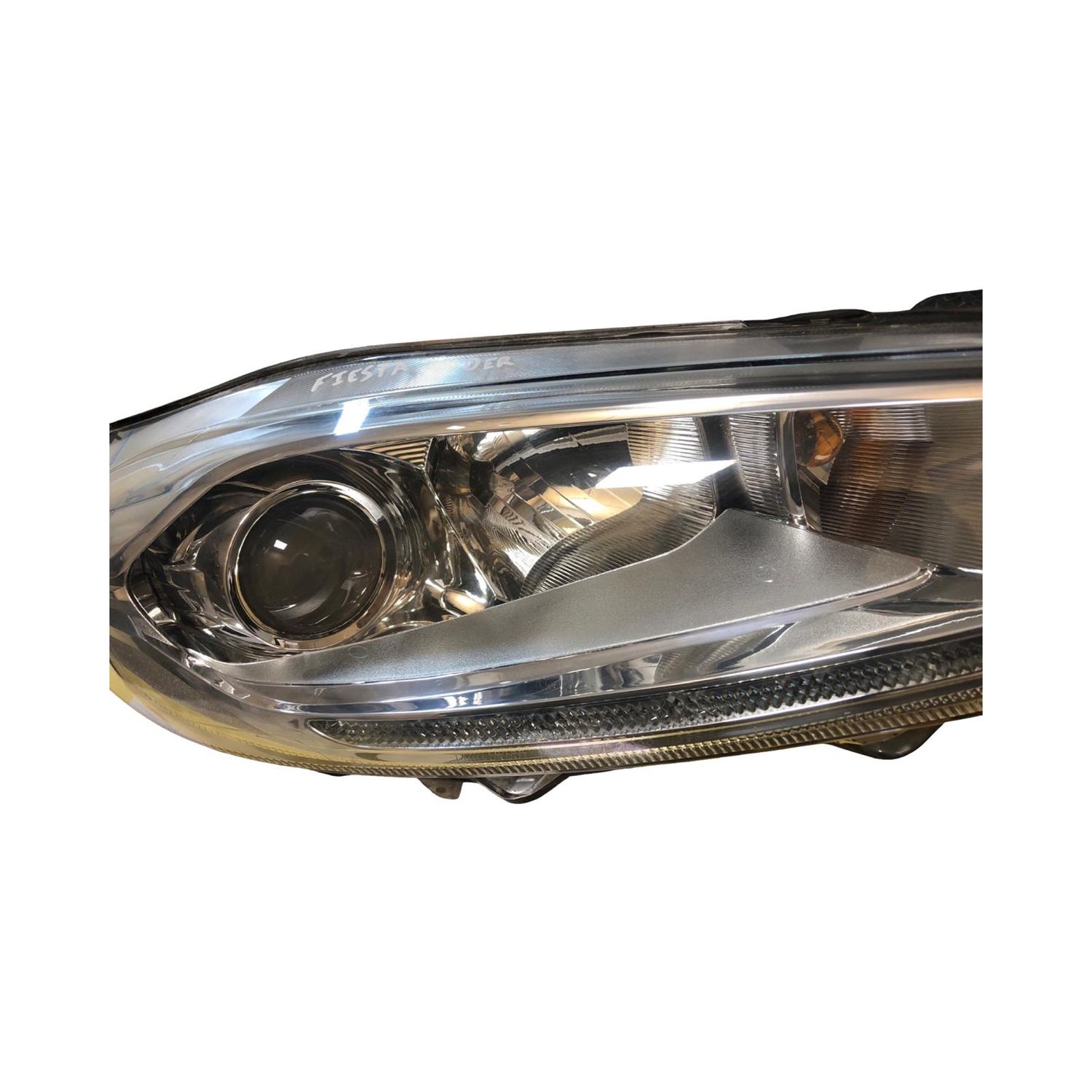 FARO DERECHO, FORD FIESTA REF: 0843111B9R