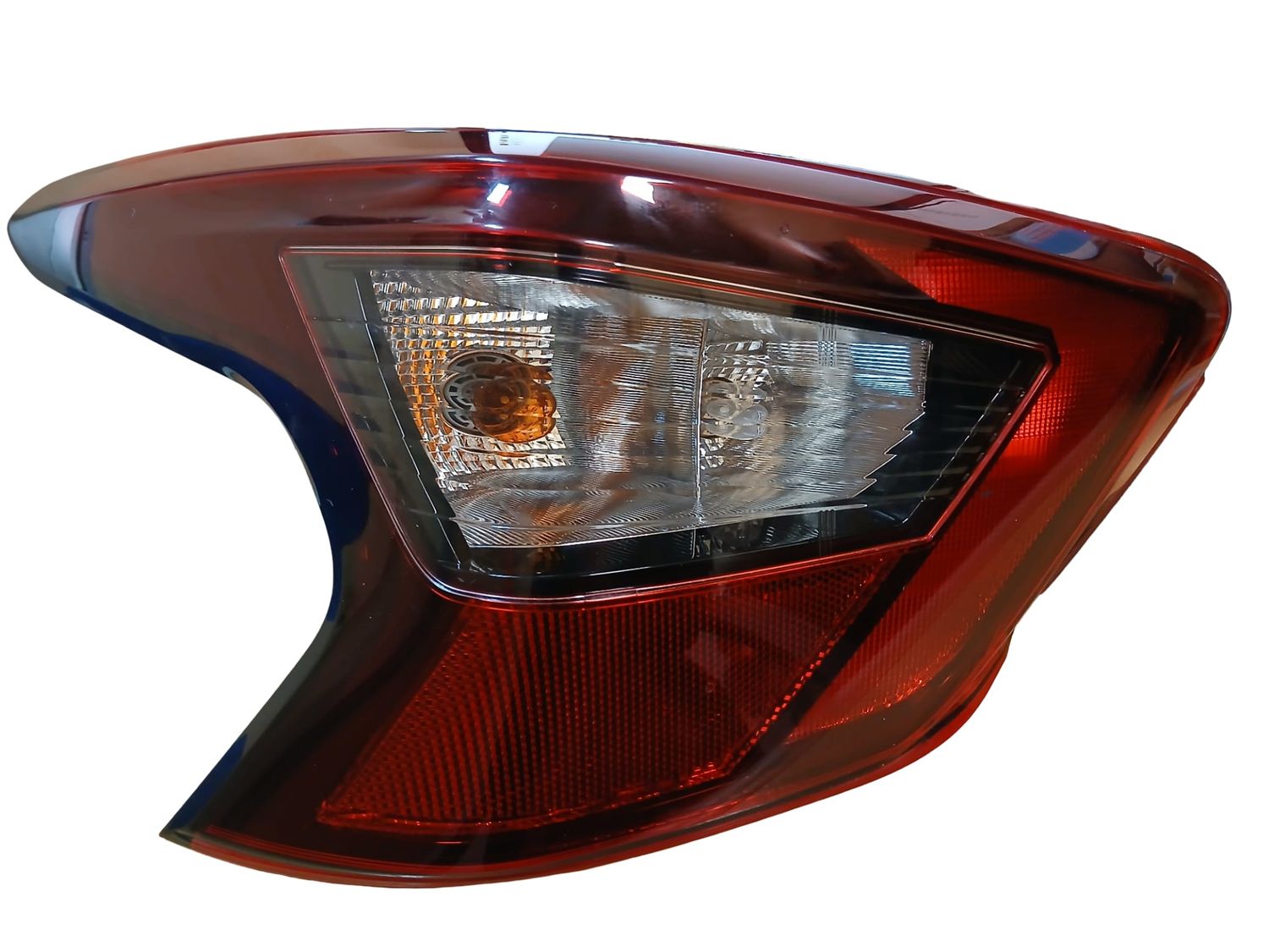 Piloto trasero derecho  , Nissan Micra  REF: 220-18727