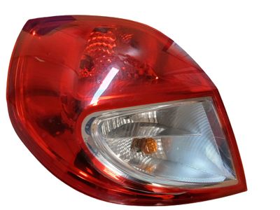 Piloto trasero izquierdo Renault Clio III REF: 26110102