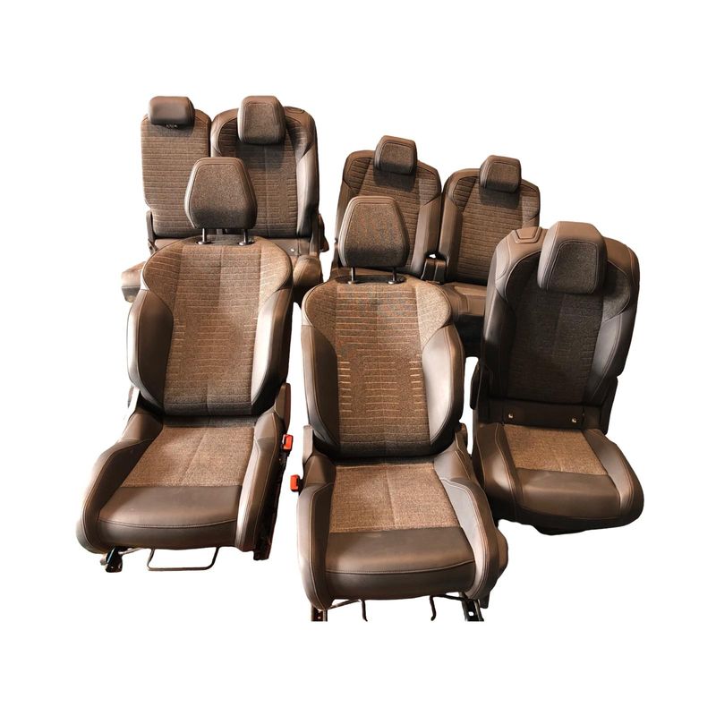 ​Juego de Asientos Completo PEUGEOT 5008