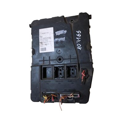 CAJA RELES / FUSIBLES,  RENAULT MEGANE II ,  8200780007