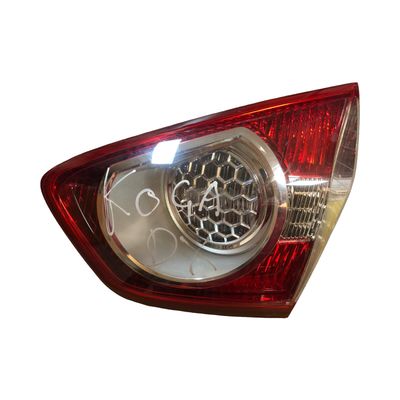 Ford Kuga  ,  Piloto trasero derecho  ref: 8V4113A602AD