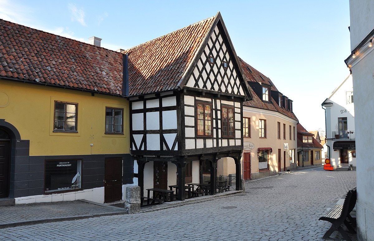 Kikis Digitala Tur Visby på svenska
Swedish