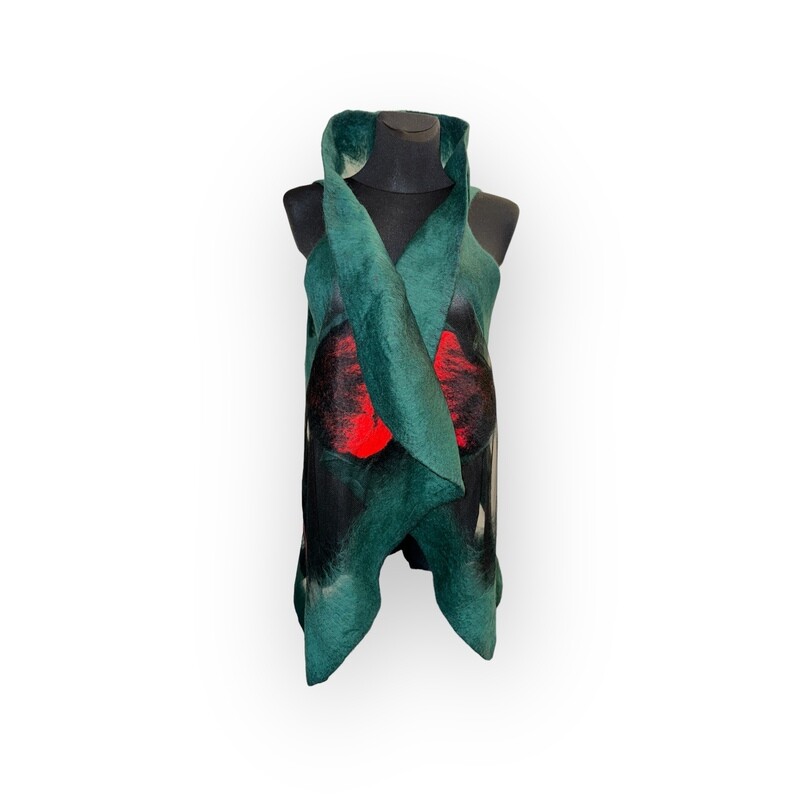 Filzweste „Flowers“ von Alri-Design. Einzigartige Handarbeit. NUNO-Technologie aus Merinowolle und Seide. One size.