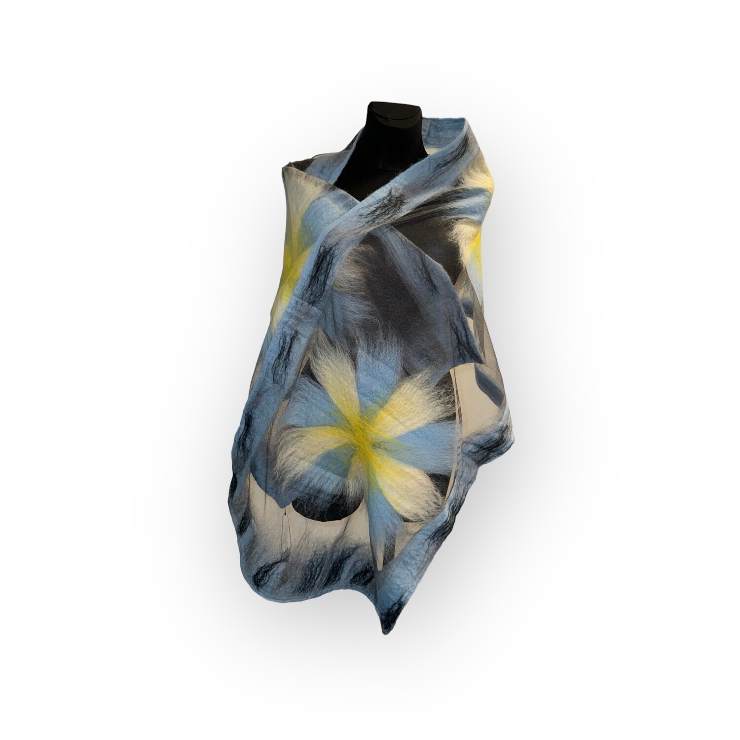 Schal (Stola) “Sunrise”  von Alri-Design. Einzigartige Handarbeit. NUNO-Technologie aus Merinowolle und Seide.
